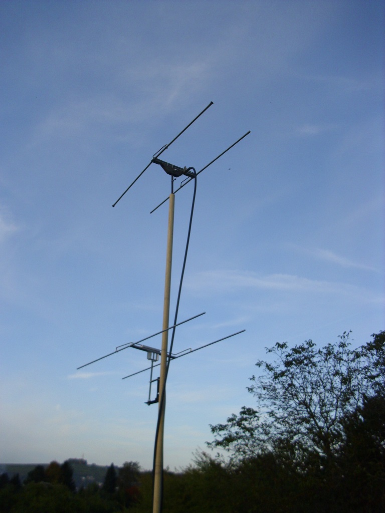 Gestockte HB9CV, untere Antenne auch vertikal polarisierbar